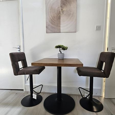 Trendy Apartment In Old Street London Exterior foto